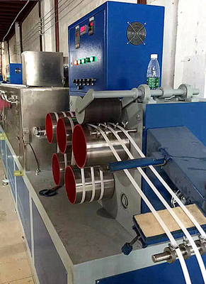 Πλήρως αυτόματα PP που δένουν τη γραμμή 160kg-480kgs/H εξώθησης ζωνών