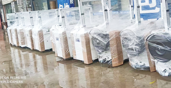 Χαρτοκιβωτίων κιβωτίων 350W ημι αυτόματη δεσίματος μηχανών 60KG μηχανή δεσίματος έντασης ημιαυτόματη για το πλαστικό λουρί PP