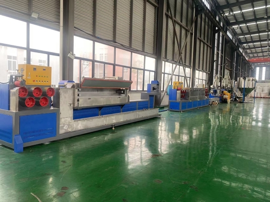 Μοναδική βίδα 4 κοιλότητα PP Strap Extrusion Line PP Strap Making Machine PP Strap Extrusion Line για φωτεινή λάμψη και καλό ελ