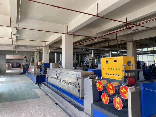 Η Siemens Motor Driven Pp Strap Manufacturing Machine έξι ιμάντες Απόδοση για 400KG/h