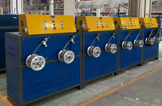 Ρυθμίσιμη ταχύτητα και 150-600KG/h έξοδος