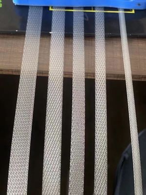 Γραμμή εκτόξευσης ιμάντων PP, γραμμή παραγωγής συσκευών δέσμης PP, εξοπλισμένη με οθόνη αφής PLC, κινητήρας GUGAO 37KW