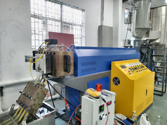 37kw INVT Inverter PP πλαστικό χάλυβα ζώνη εξοπλισμός παραγωγής για τις απαιτήσεις των πελατών