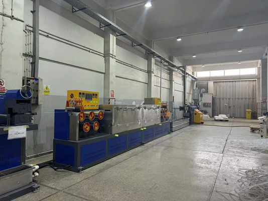 Απλή λειτουργία PP Strap Extruder Επεξεργασμένο υλικό PP Strap Band Extrusion Line